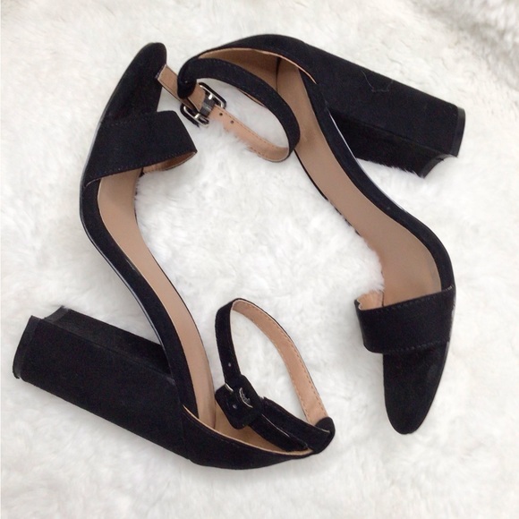 Urban Outfitters Black Suede Ankle Strap Sandals Size 8 - Picture 4 of 11